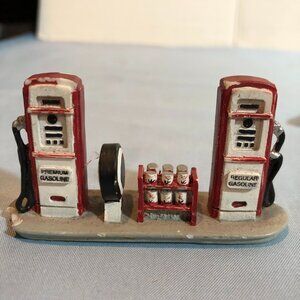VINTAGE Hawthorne Miniatures 91451-1 Architectural Register Gas Pumps #UPST